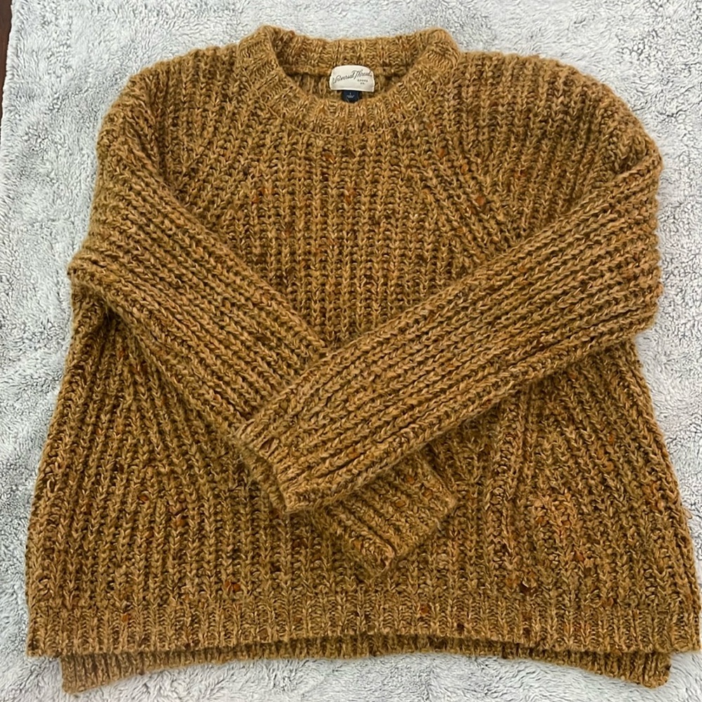 Universal Threads Ladies Chunky Oversized Gold Sw… - image 1